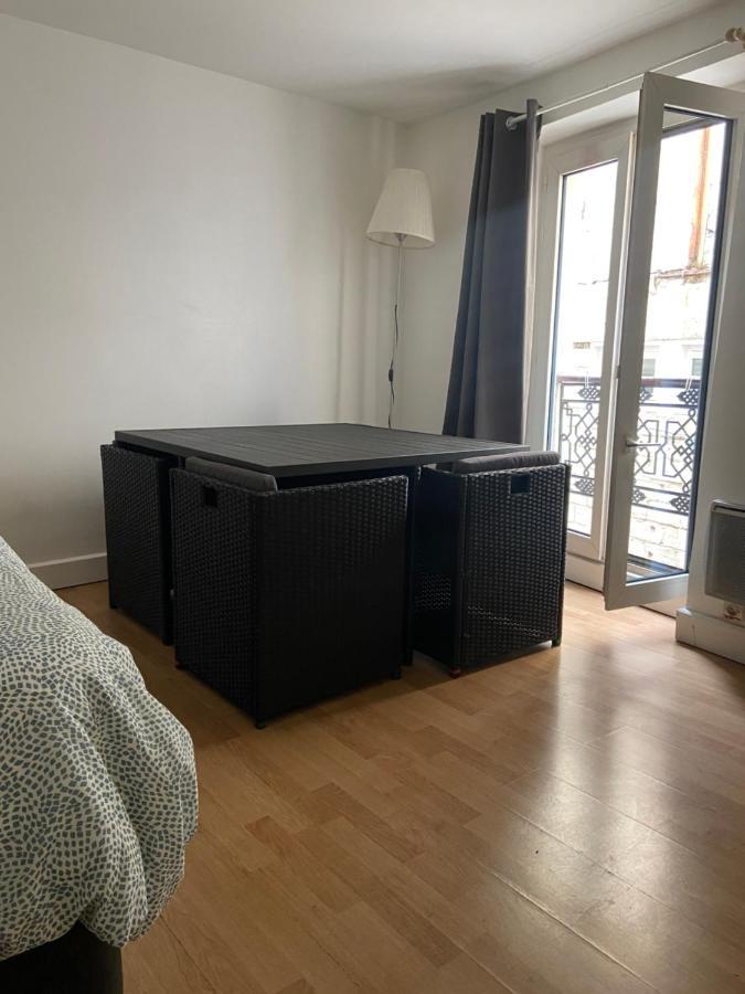 Très bel appartement Montmartre Parigi Esterno foto